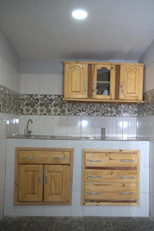 Faith And Grace Guest House Lamin Beretto Екстериор снимка