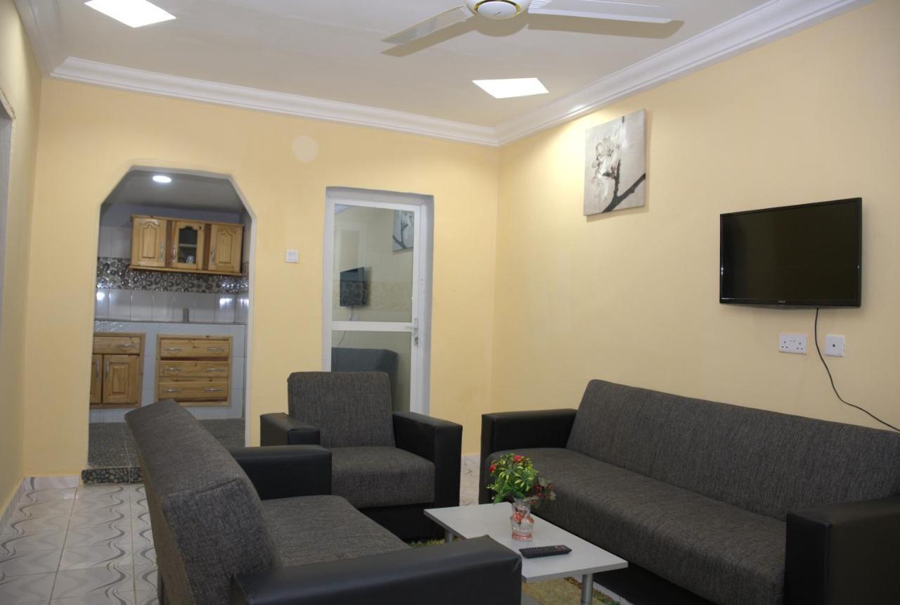 Faith And Grace Guest House Lamin Beretto Екстериор снимка