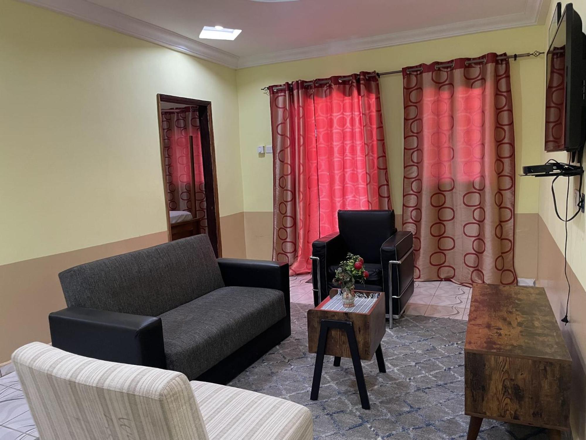 Faith And Grace Guest House Lamin Beretto Екстериор снимка