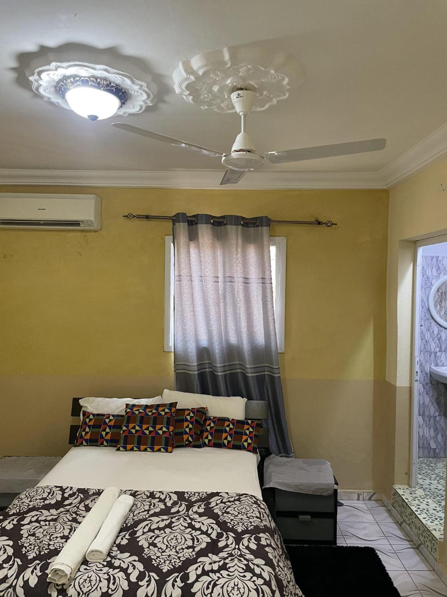 Faith And Grace Guest House Lamin Beretto Екстериор снимка