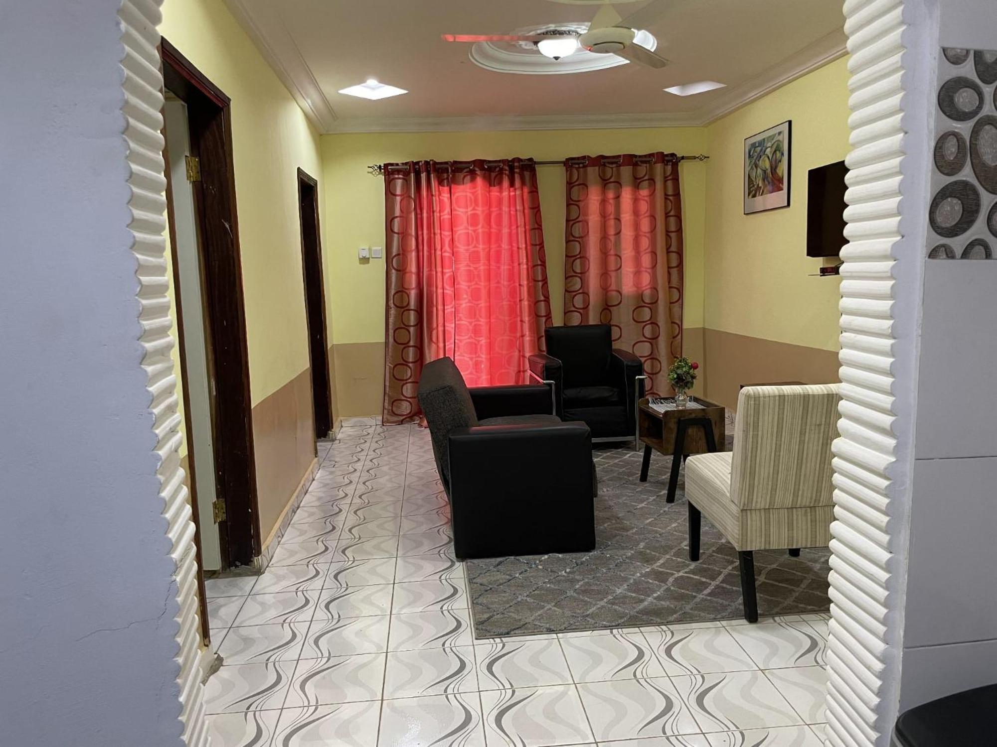 Faith And Grace Guest House Lamin Beretto Екстериор снимка