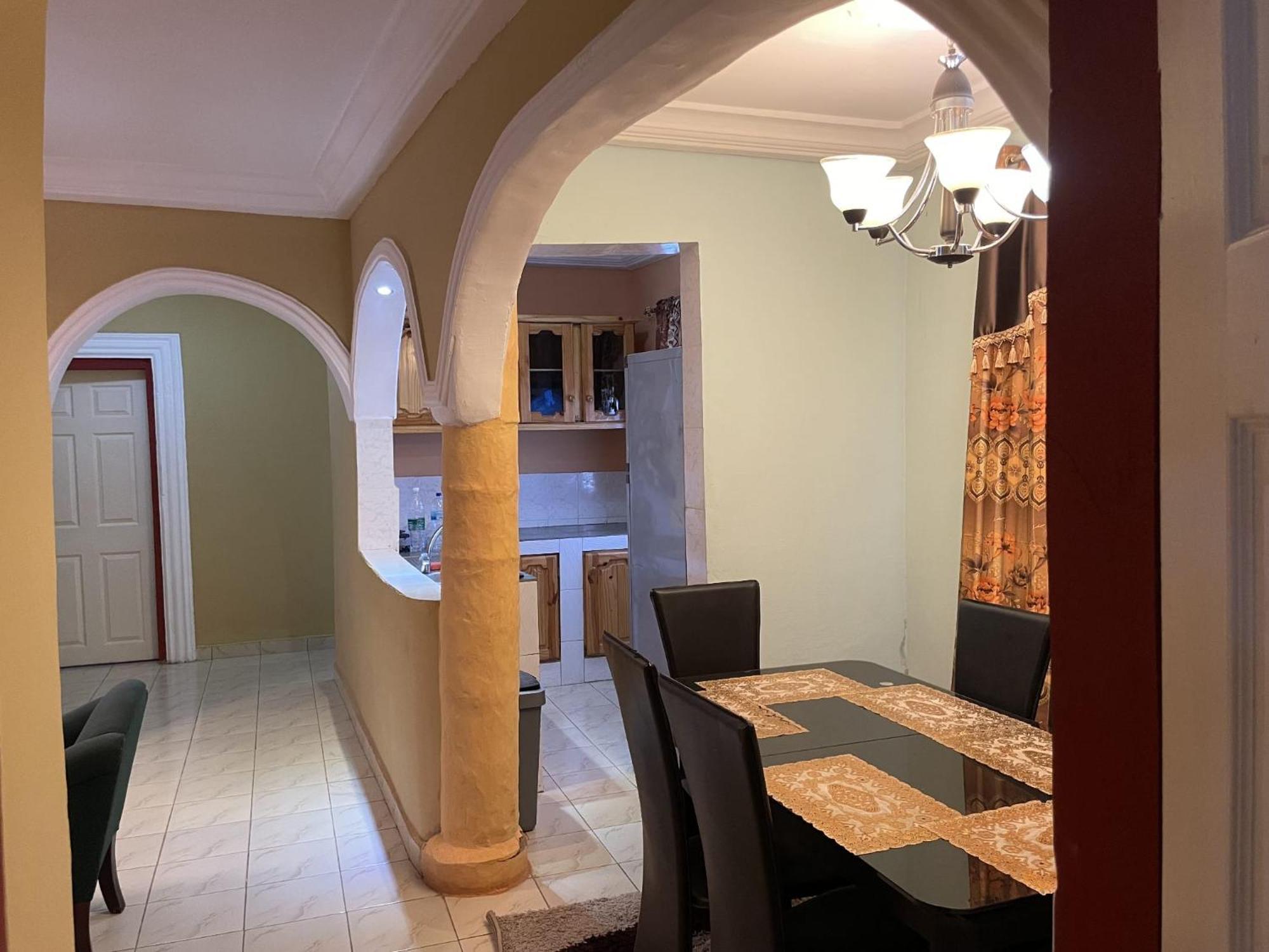Faith And Grace Guest House Lamin Beretto Екстериор снимка