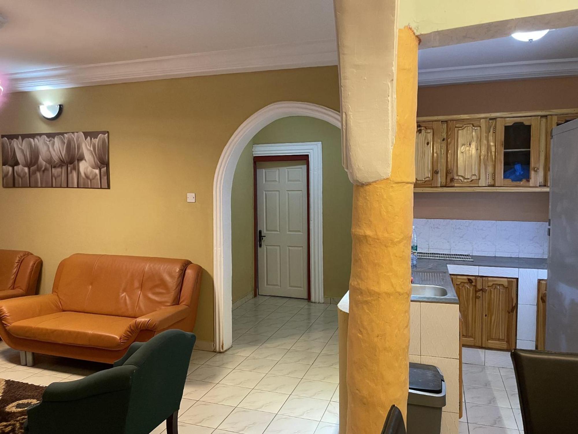 Faith And Grace Guest House Lamin Beretto Екстериор снимка